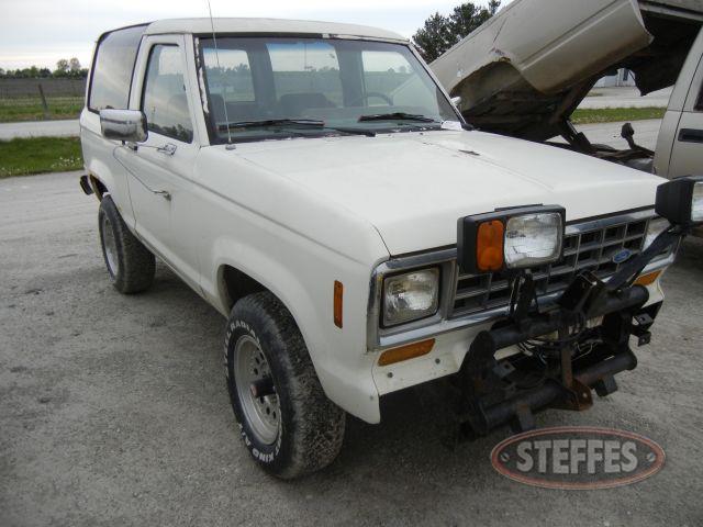 1986 Ford Bronco II_1.jpg